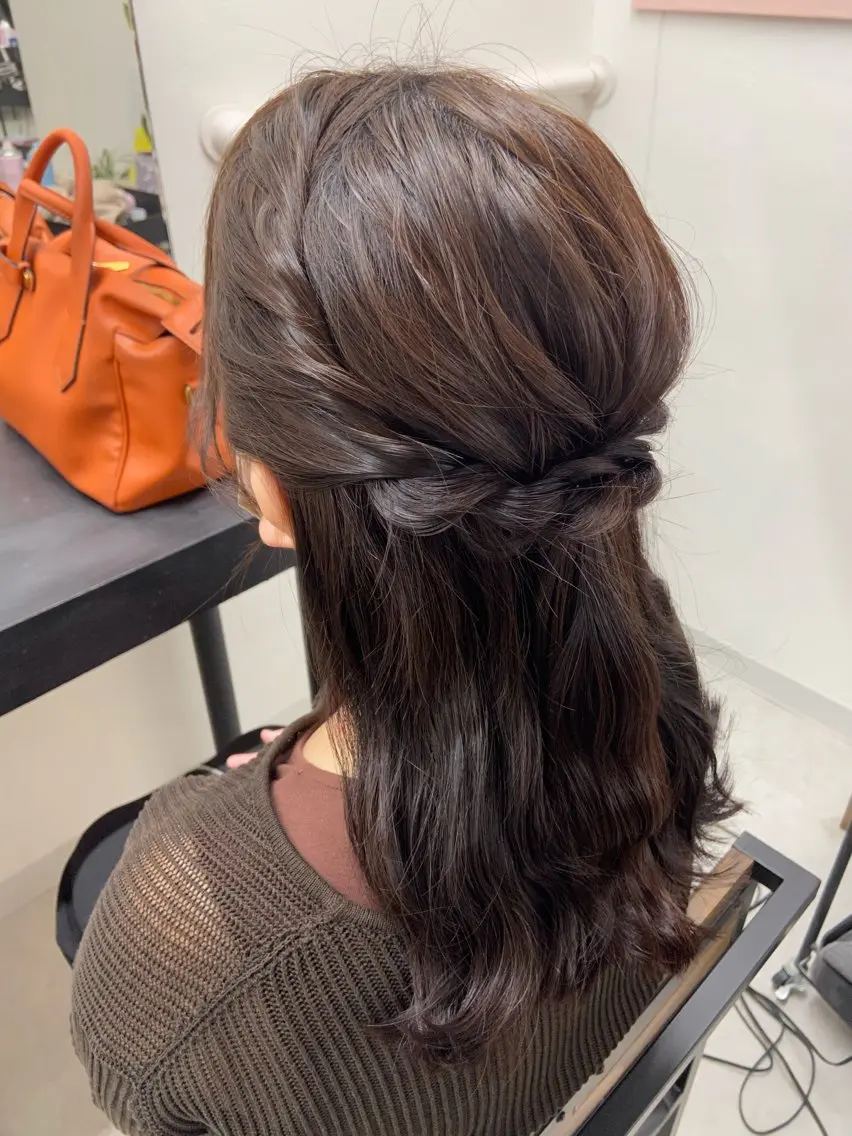 セミロング Iio Renaのヘアスタイル