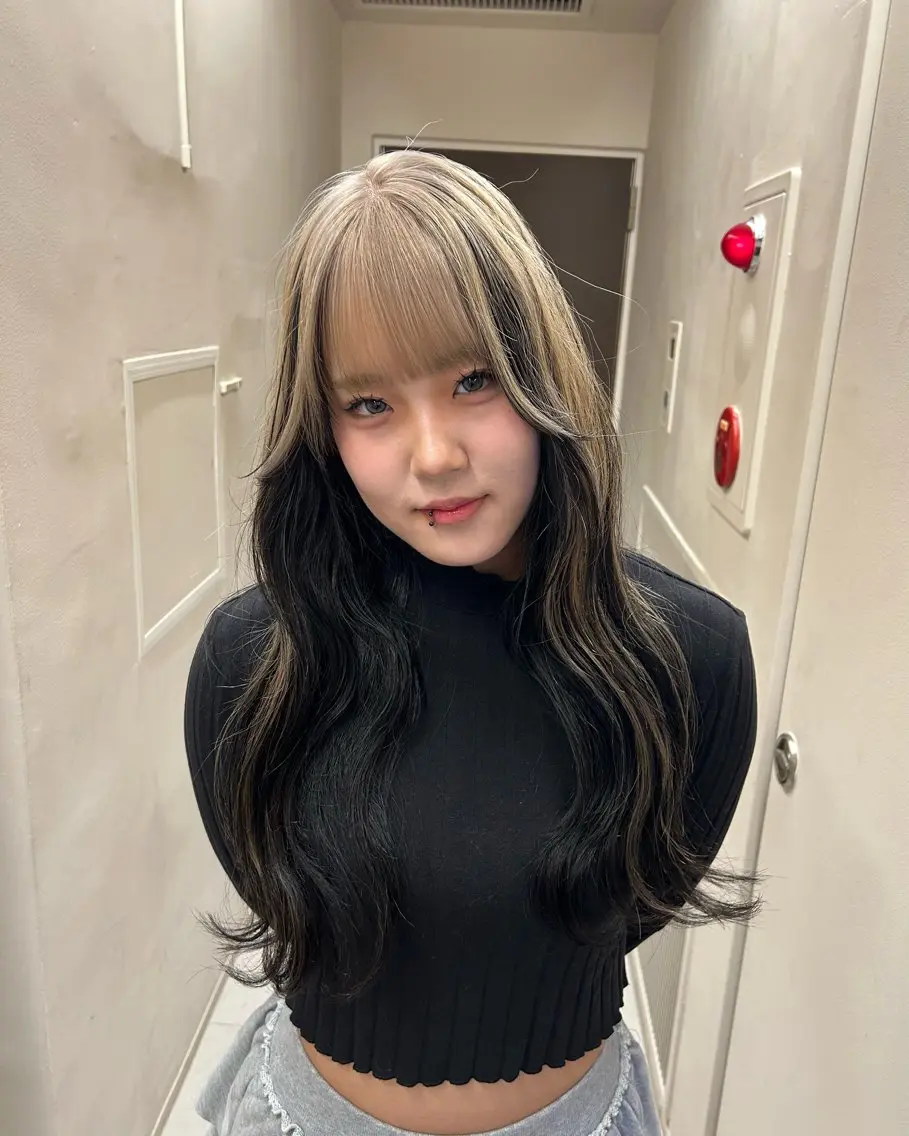 ロング 🐈‍⬛ブリーチ カラー特化🐈‍⬛彩のヘアスタイル