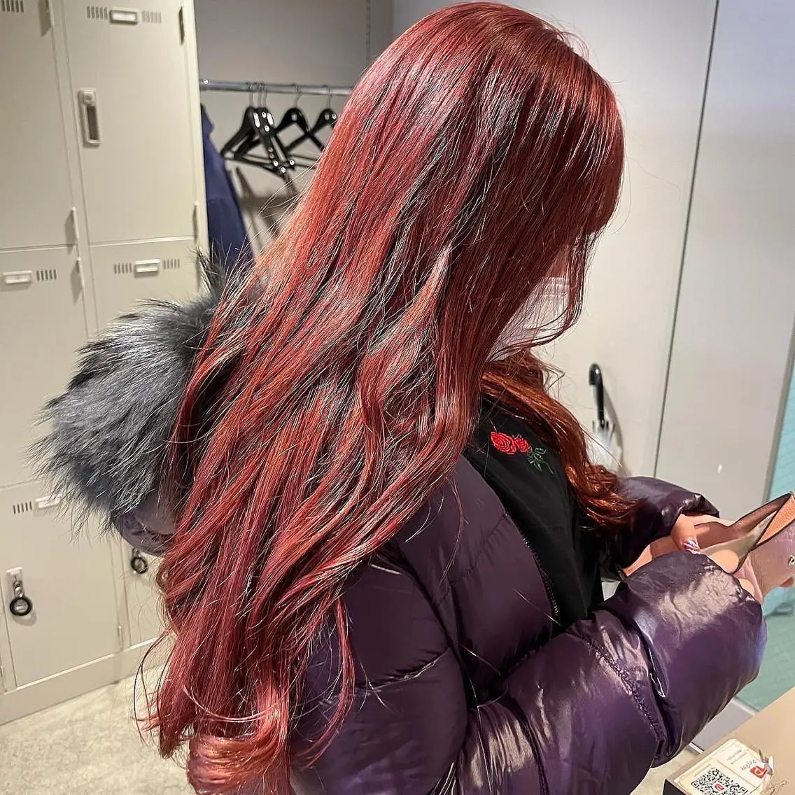 ロング ヘアカラー トリートメント ヘッドスパ ヘアセット 寒色/ベージュヘア ブリーチありMiOのヘアスタイル