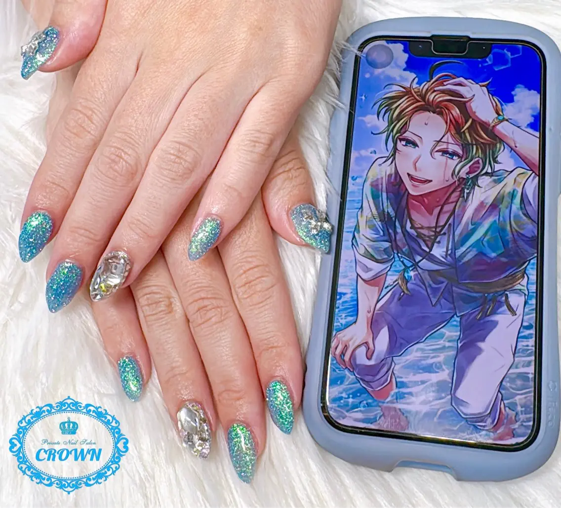 ネイル CROWN プライベートサロンのネイルデザイン