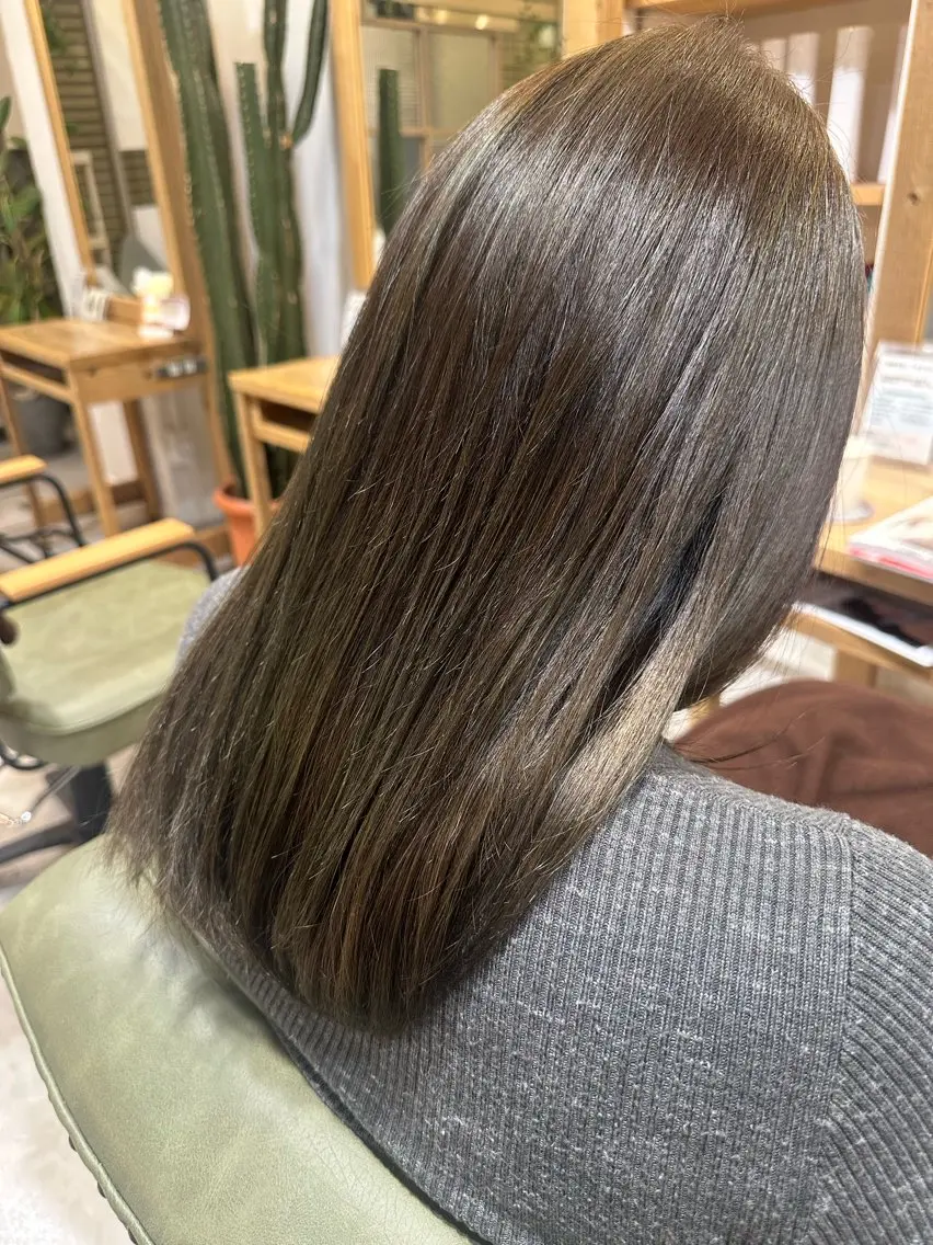 セミロング カラー desirbeaux 横尾のヘアスタイル