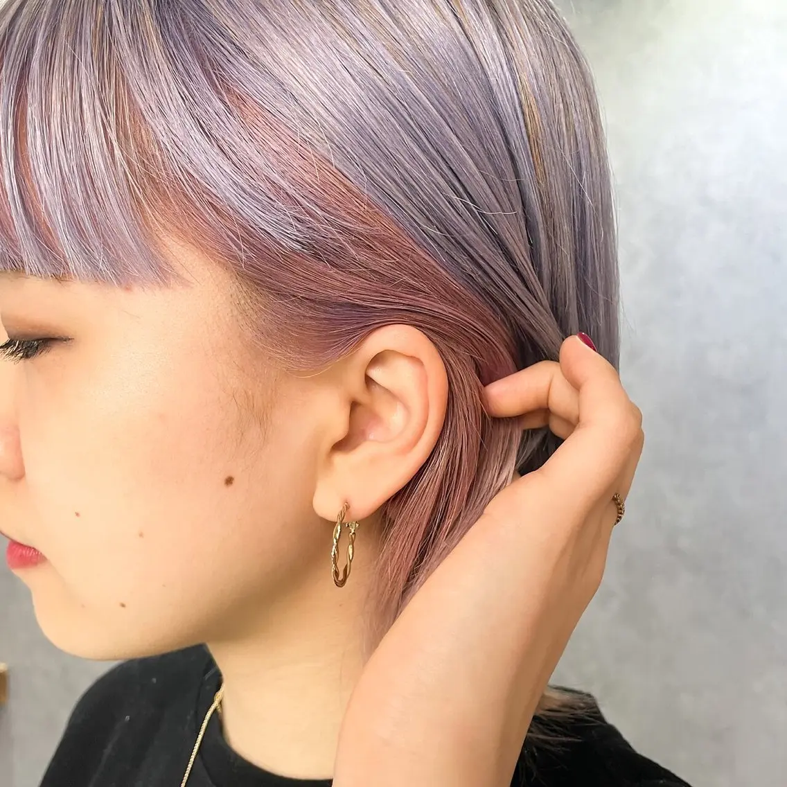 【人気No.3】似合わせカット+韓国風インナーカラー+トリートメントの写真
