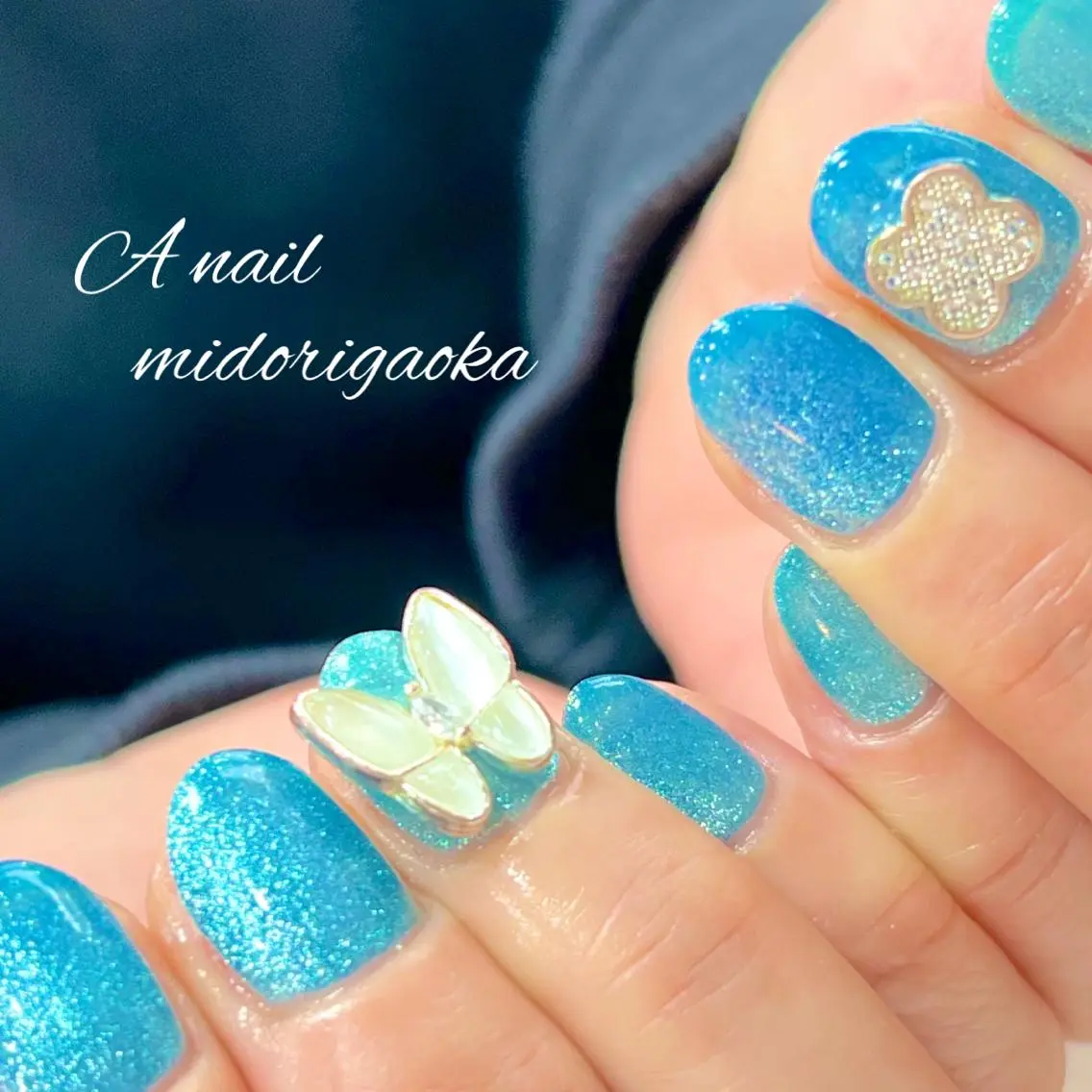 ショート カラー ネイル キラキラネイル マグネットネイル ハンドネイル 大人可愛い高技術ネイ ル♡美爪A nailのネイルデザイン