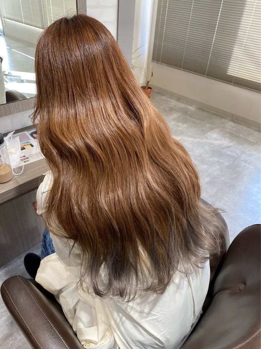 カット×選べるカラー(イルミナカラー・エドルカラー・アディクシーカラー・プリミエンスカラー)の写真