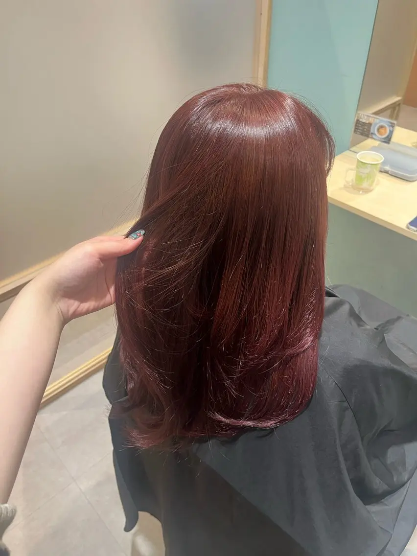 ロング ヘアカラー トリートメント 相田 佳乃のヘアスタイル