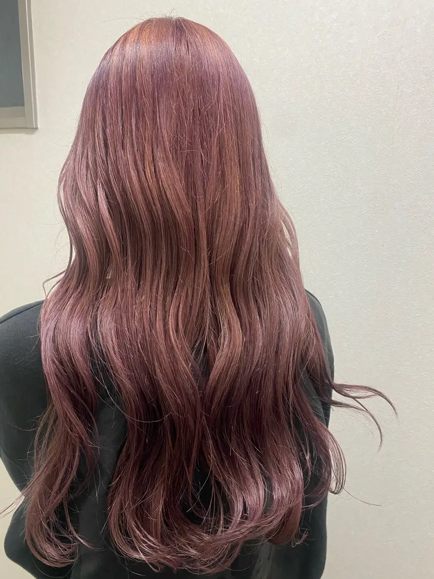 ロング カラー ブリーチ ブラウンカラー ケアブリーチ ピンクカラー ピンクブラウン ヘアカラー トリートメント 荒木 真希のヘアスタイル
