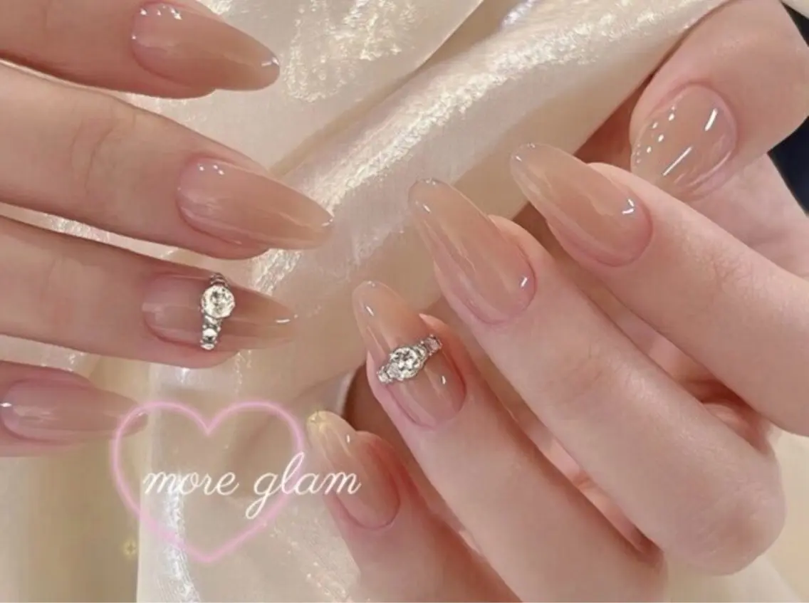ネイル more glamのネイルデザイン