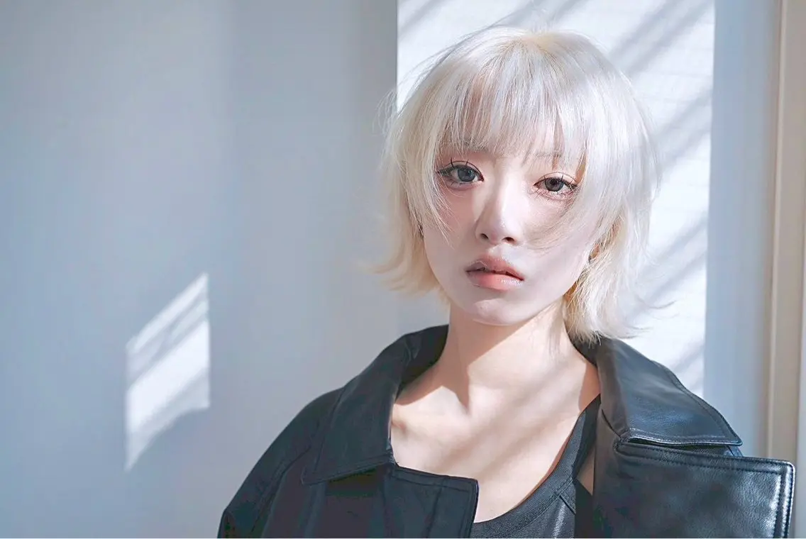 ミディアム カラー ボブレイヤー ボブ レイヤーカット 撮影モデル募集【くび れショートボブ】馨のヘアスタイル