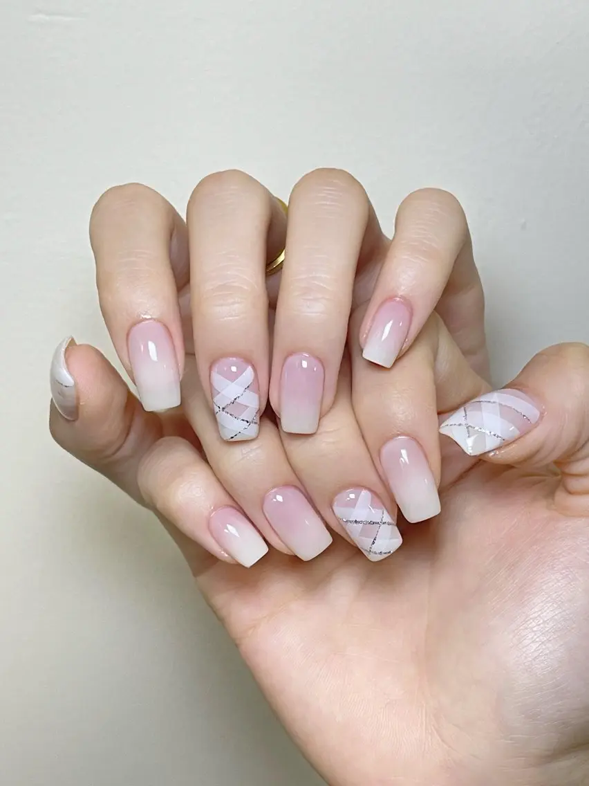 ネイル FuFu.Nail 2️⃣番のネイルデザイン