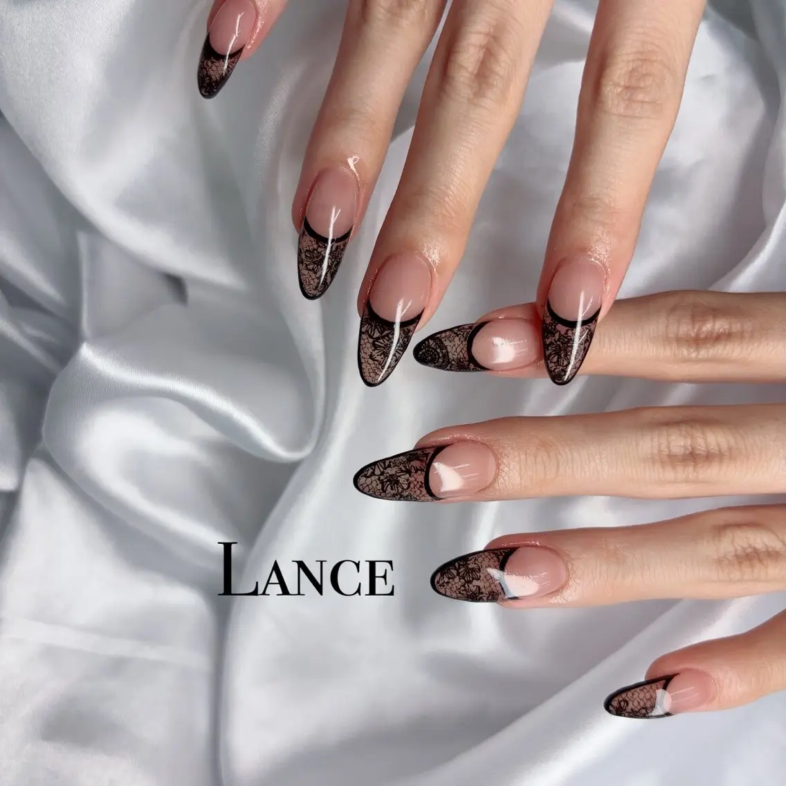 ネイル オーロラネイル フットネイル 氷ネイル・うるうるネイル キラキラネイル 韓国ネイル ハンドネイル Lance nailのネイルデザイン