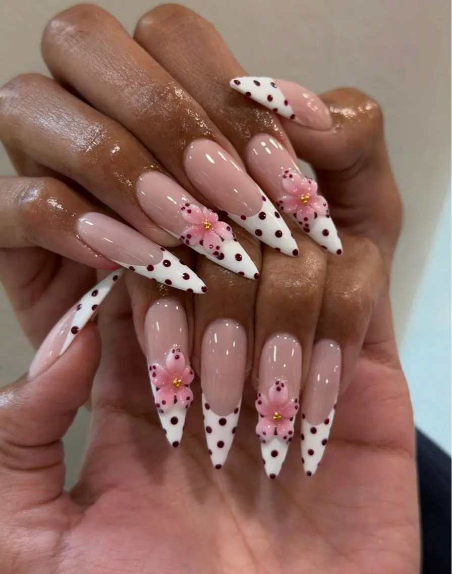 ネイル チークネイル 長さ出し フラッシュネイル フレンチネイル グラデーション ハンドネイル Lenie Nail Salonのネイルデザイン