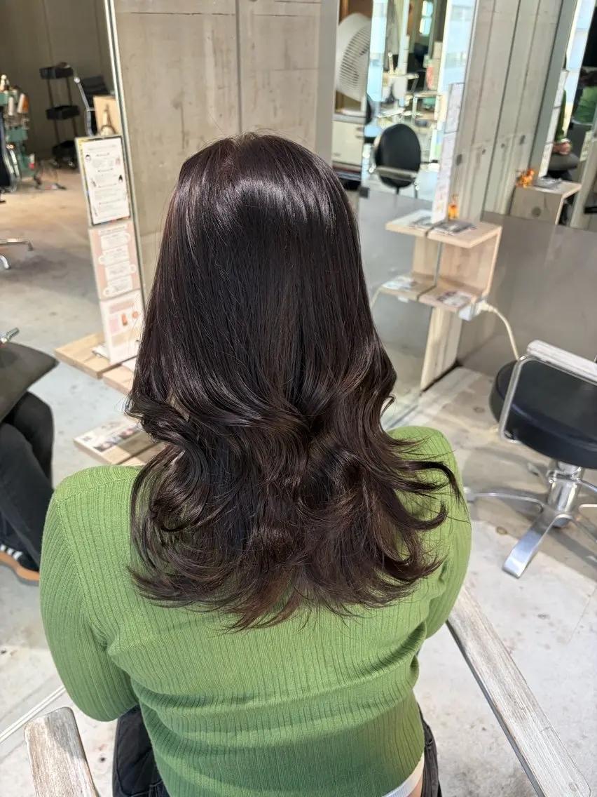 セミロング カラー ブラウンカラー ケアカラー ラベンダーカラー ヘアカラー 大阪美容室 Rioのヘアスタイル