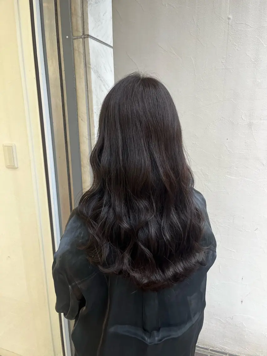 ロング 山北 絵里菜のヘアスタイル