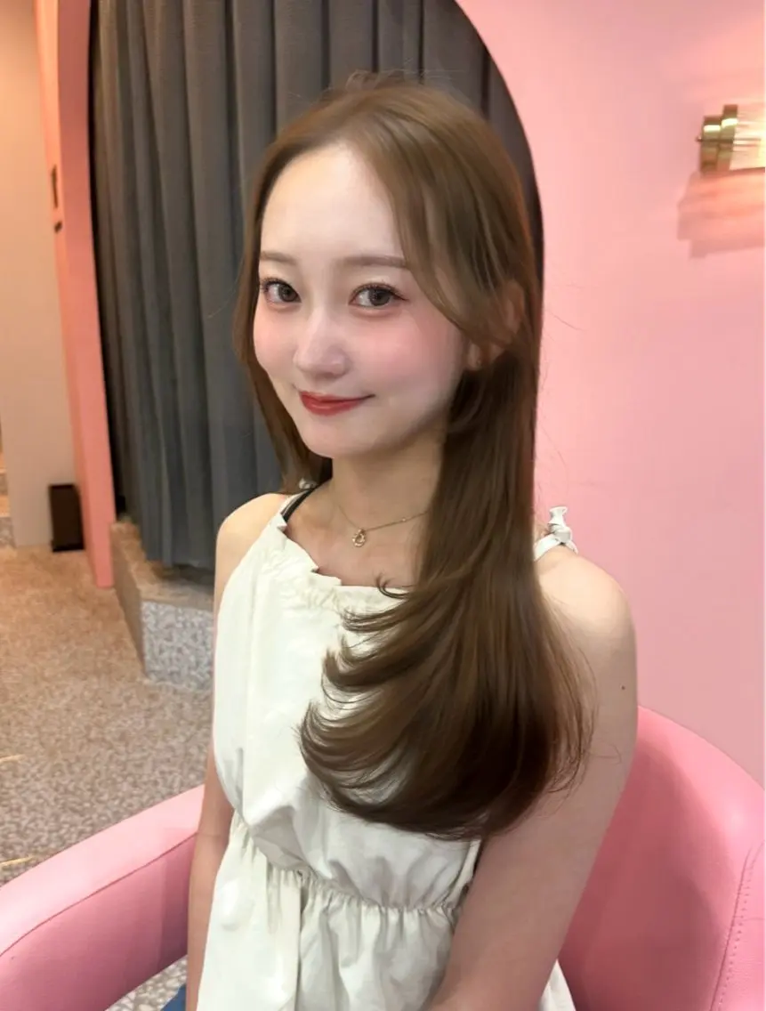 ロング カット ヘアカラー 透明感カラー♡ 原宿美容室￤Rinaのヘアスタイル