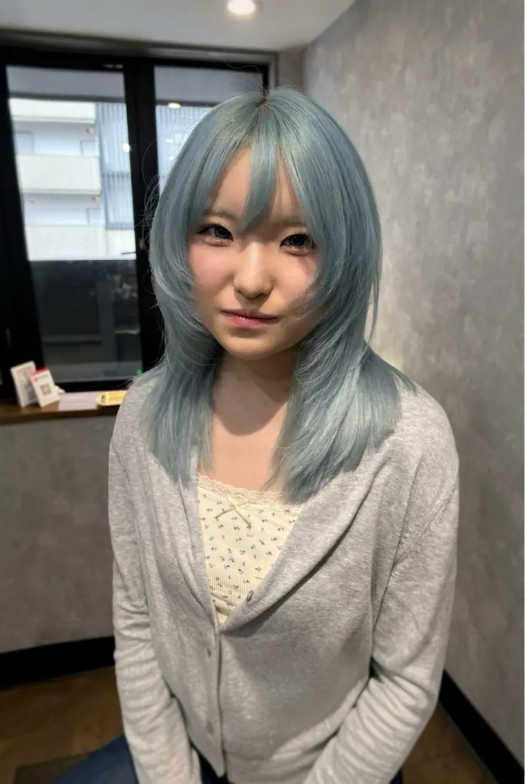 ミディアム カラー カット ヘアカラー トリートメント 🌐NATSUMI 🌐【寒色カラー】のヘアスタイル