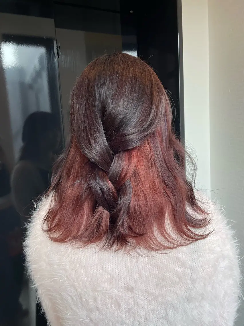 セミロング カラー ブリーチ ラベンダーカラー ピンクカラー ヘアカラー YUI/ ブリーチカラー🌷のヘアスタイル