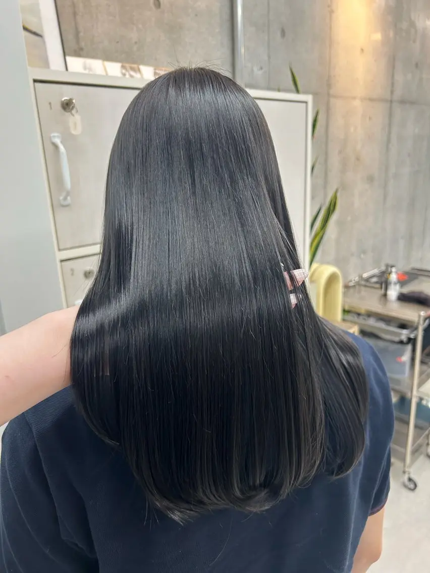 【乾かしただけで✨】🤍カット+髪質改善ストレート+艶トリートメント🤍の写真