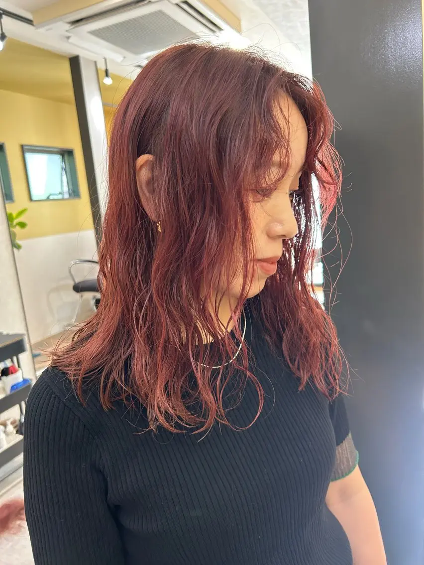セミロング カラー パーマ セミロングパーマ レッドカラー カット パーマ hubhair レイヤー/透明感のヘアスタイル