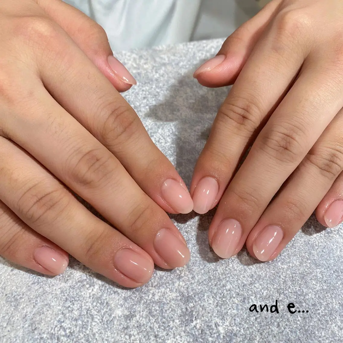 ネイル キラキラネイル ラメ(グリッター) ミラーネイル ニュアンスネイル オフィスネイル nailsalon mur.のネイルデザイン