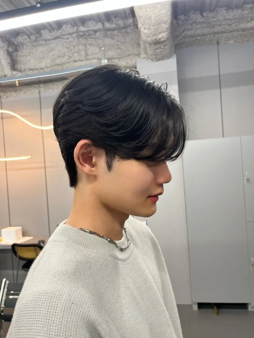 メンズ センターパート アイカ🐺 メンズ韓国ヘアのヘアスタイル