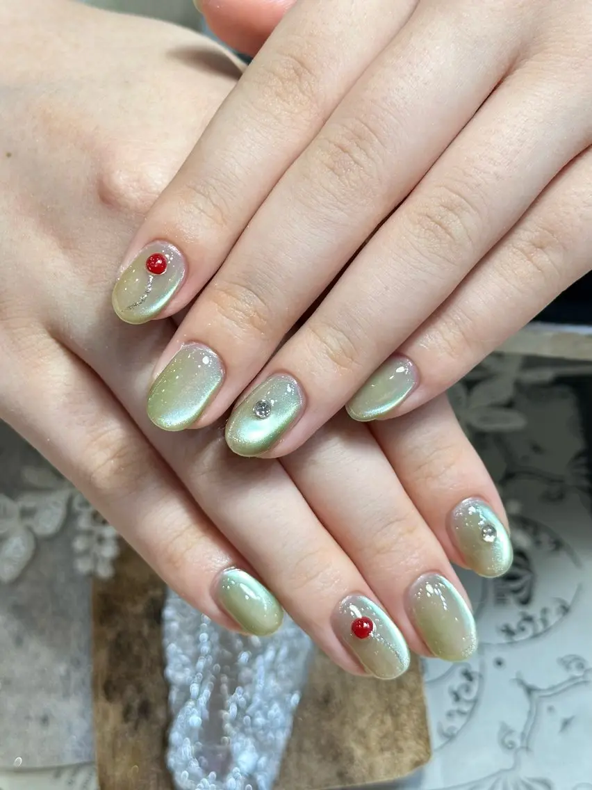 ネイル オーロラネイル 長さ出し フレンチネイル ジェルネイル ガーリー ハンドネイル seiko nail Nanami(渋谷)のネイルデザイン