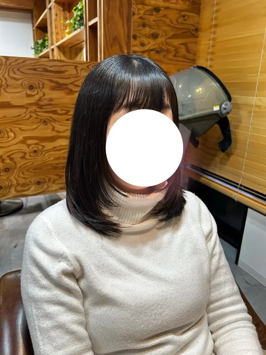ミディアム 顔まわりレイヤー 顔周りカット レイヤーカット adorable 樋口円のヘアスタイル