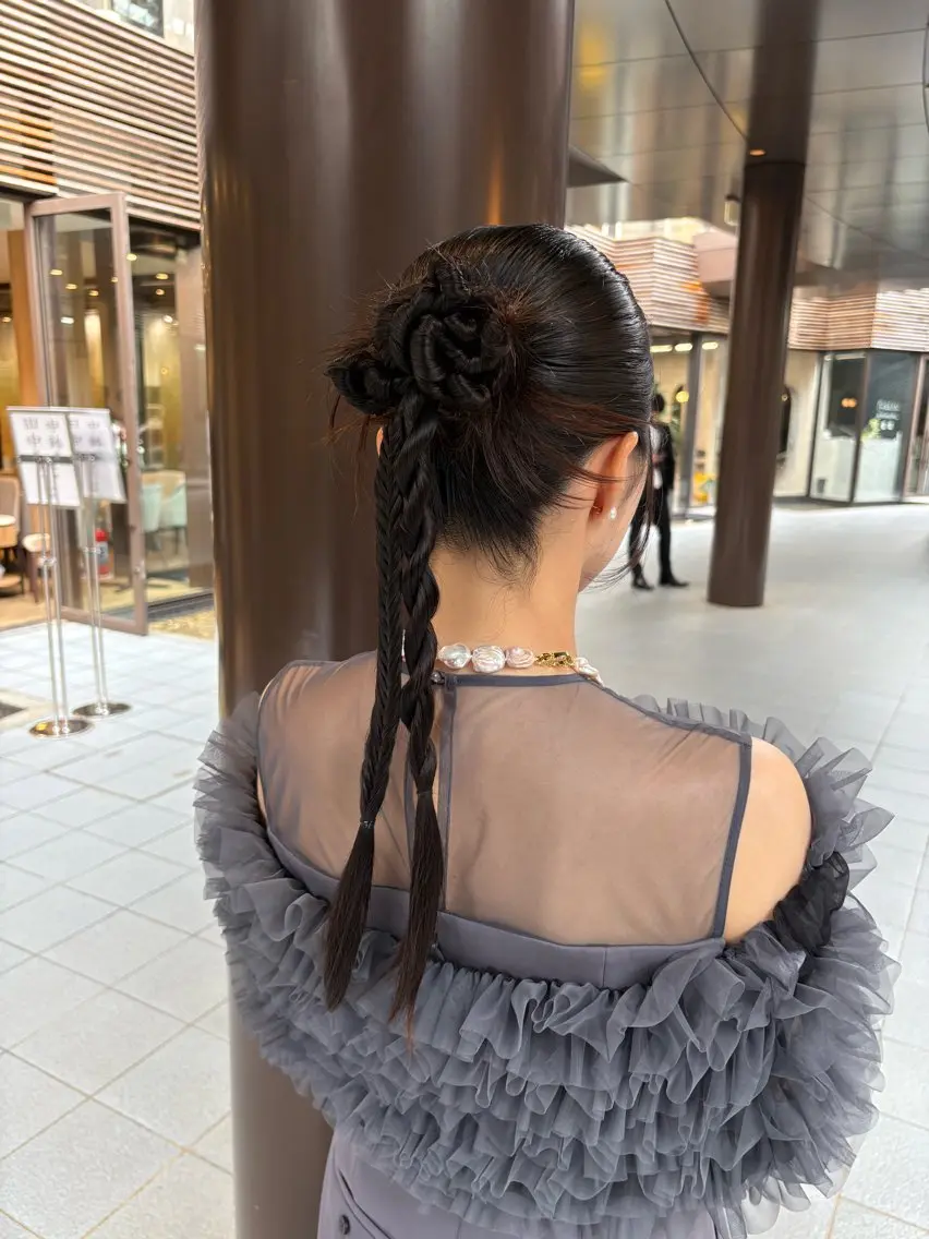 ロング ヘアセット 艶髪／縮毛矯正 _MiMiのヘアスタイル