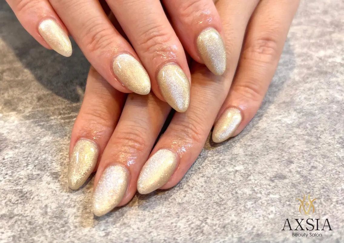 ミディアム ハンドネイル AXSIA NAILのネイルデザイン