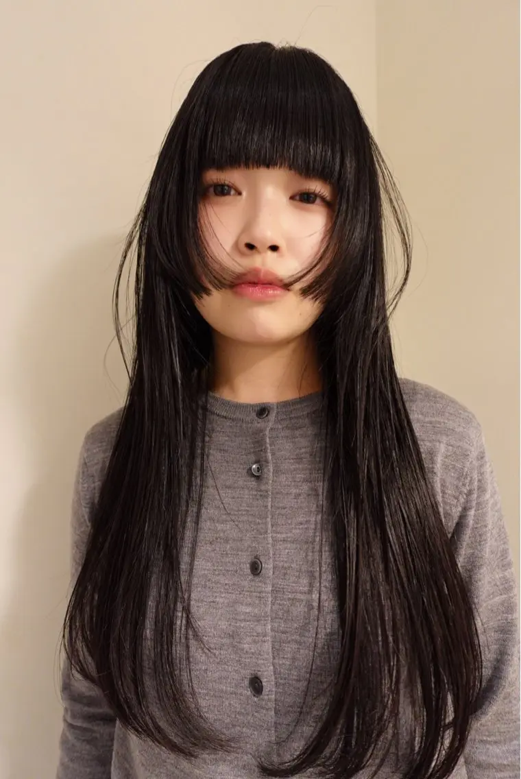 ロング 顔まわりレイヤー 顔周りカット レイヤーカット FILMS 銀座店 Mikotoのヘアスタイル