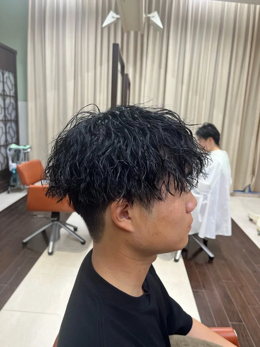 ショート パーマ メンズ マッシュ メンズパーマ ツイストスパイラルパーマ スパイラルパーマ 🧊メンズ特化🧊 高木航希のヘアスタイル