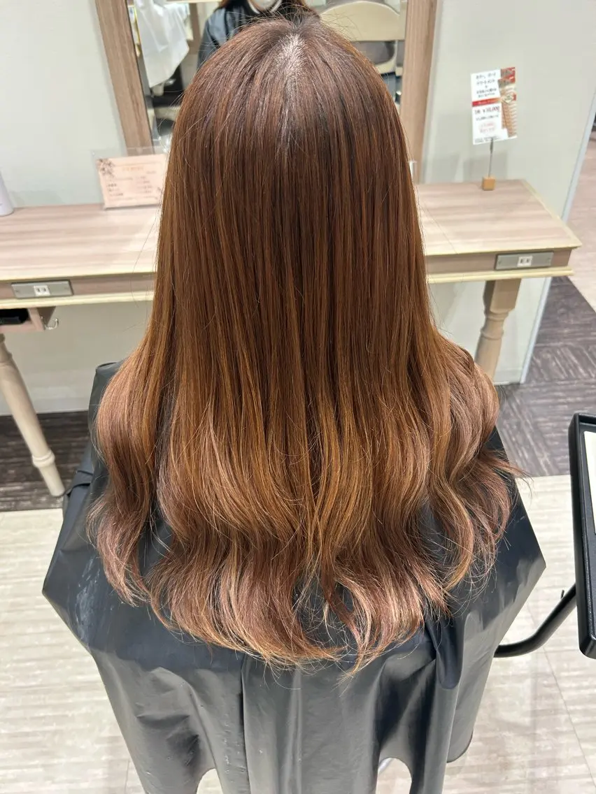 ロング カラー 🍓おかだ ゆい🍓のヘアスタイル