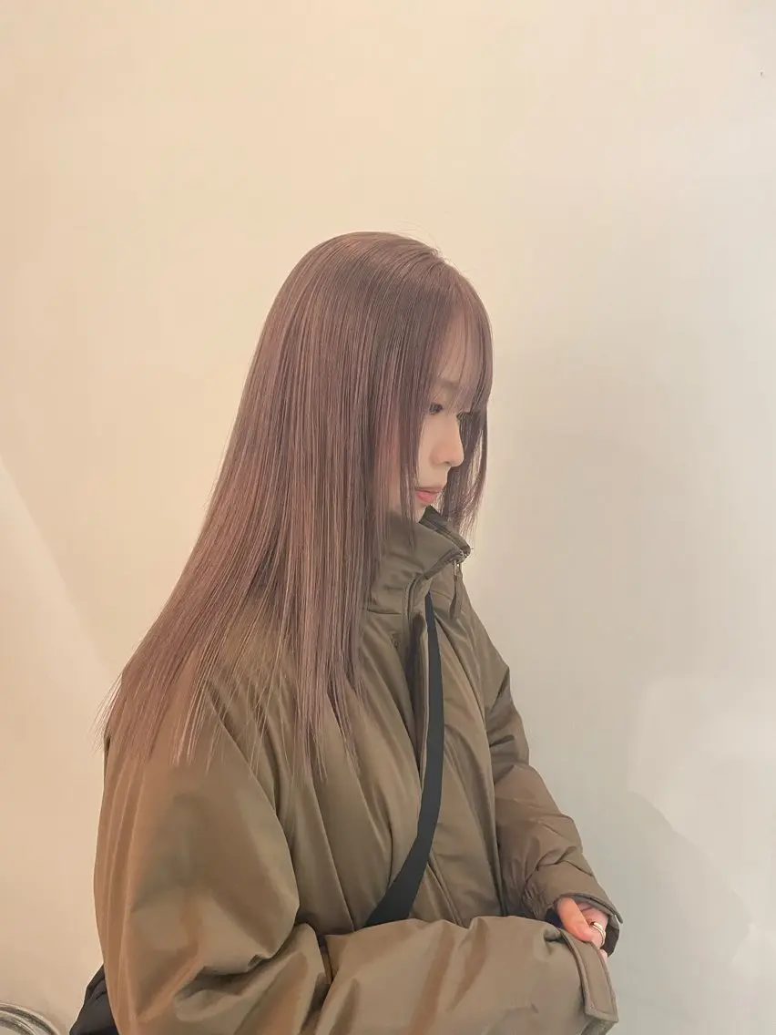 ロング カラー グレージュ HITOMI 福岡パーマのヘアスタイル