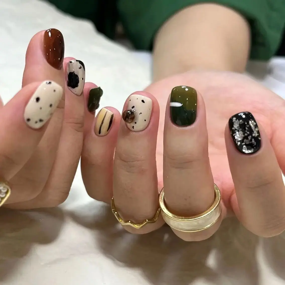ネイル INF ネイルサロンのネイルデザイン