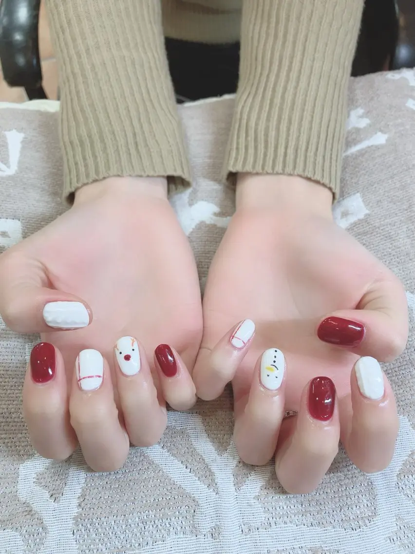 ネイル 🍒当日もOK🍒 𝑳𝑼𝑵𝑨花井のネイルデザイン