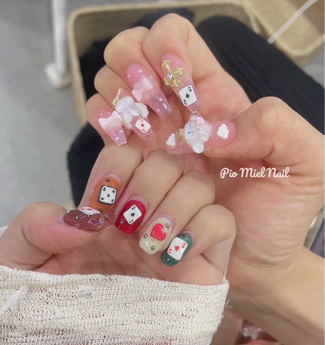 ロング 韓国風ヘア HANA 長さだしのネイルデザイン