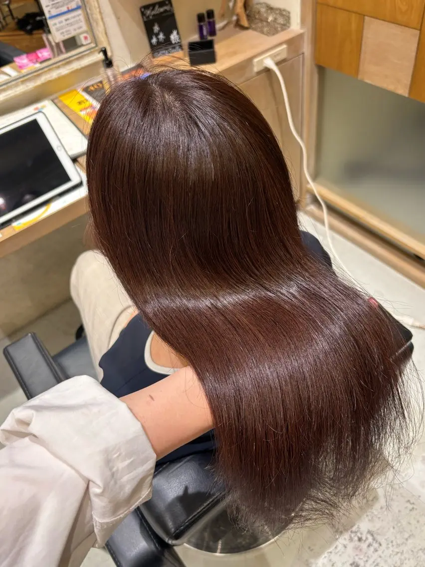 ロング ピンクブラウン カット ヘアカラー トリートメント ヘッドスパ 透明感ツヤカラー/ 縮毛矯正/静岡のヘアスタイル