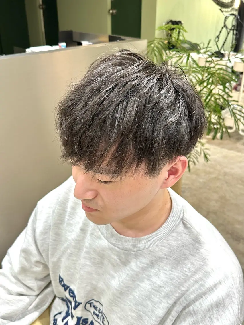 ショート Sabby氏川洸希 パーマのヘアスタイル