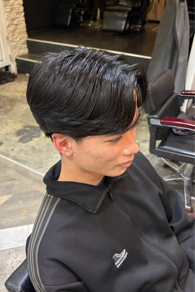 ショート カット無料　・ 市来柊太郎のヘアスタイル
