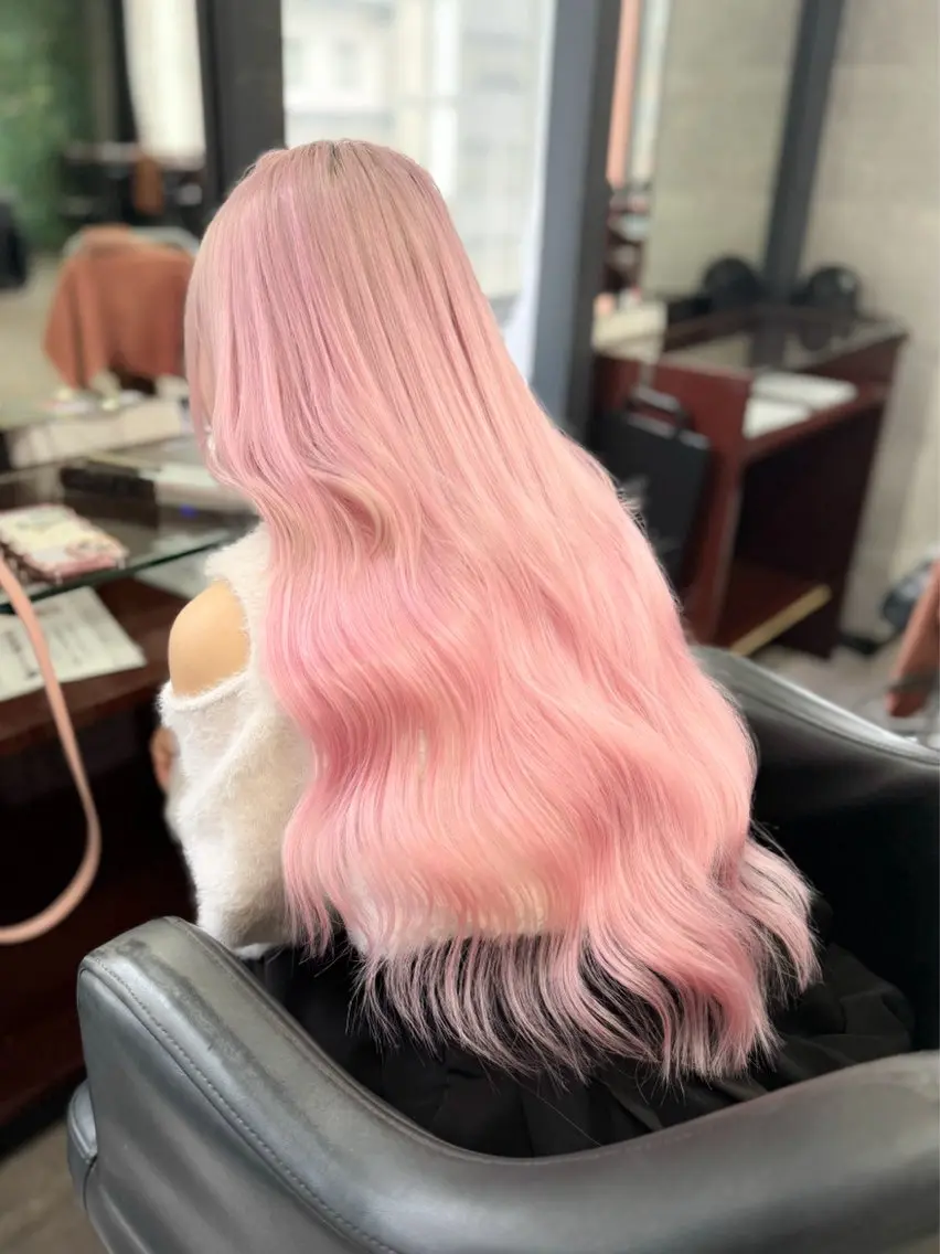 ロング カラー カット ヘアカラー トリートメント エクステ ハイトーンエクステ 🎩カズキ🎩のヘアスタイル