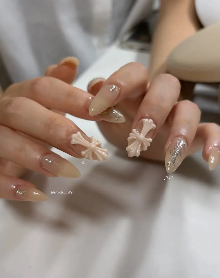 ネイル ハンドネイル ayumi ✩.*˚のネイルデザイン
