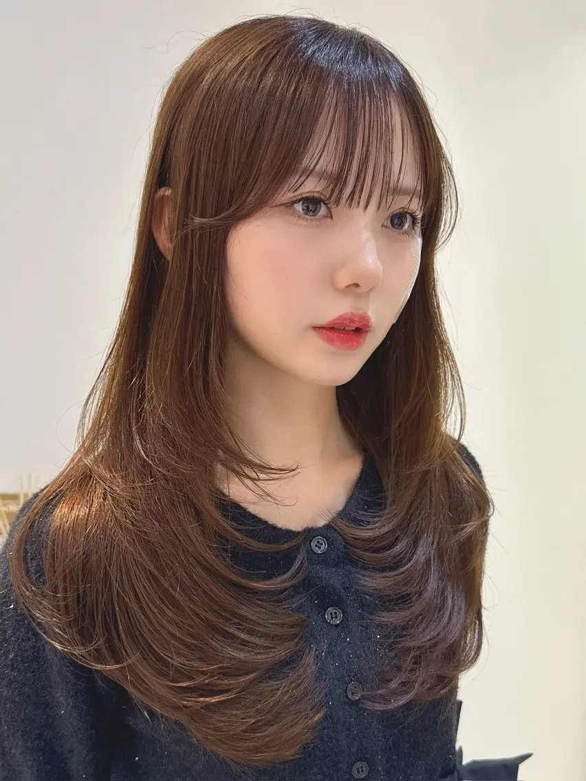 セミロング 立川/レイヤー /艶カラー☘️のヘアスタイル
