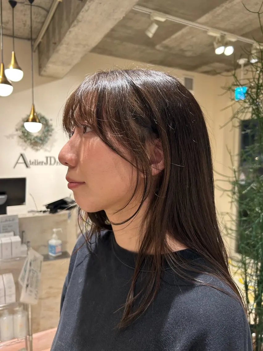 ロング 笹木 菜々子のヘアスタイル