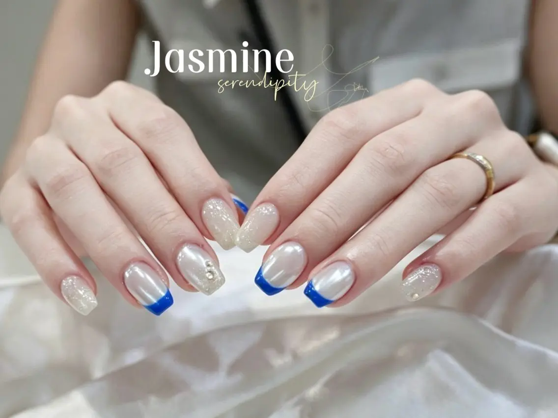 ネイル ブルー クリアネイル フレンチネイル ラメ(グリッター) シルバー Sora Nailのネイルデザイン