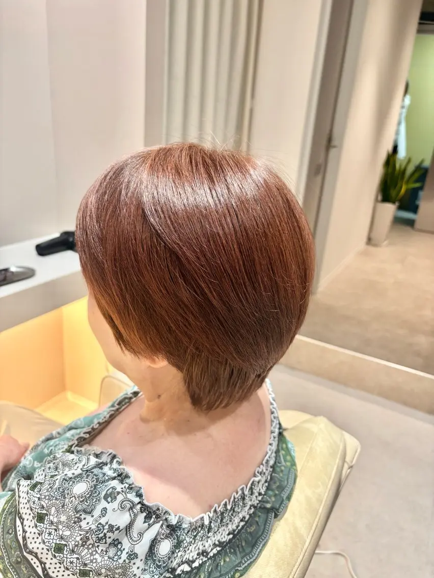 カラー 🥨伊藤みやこ🥨 カットモデル🌈のヘアスタイル