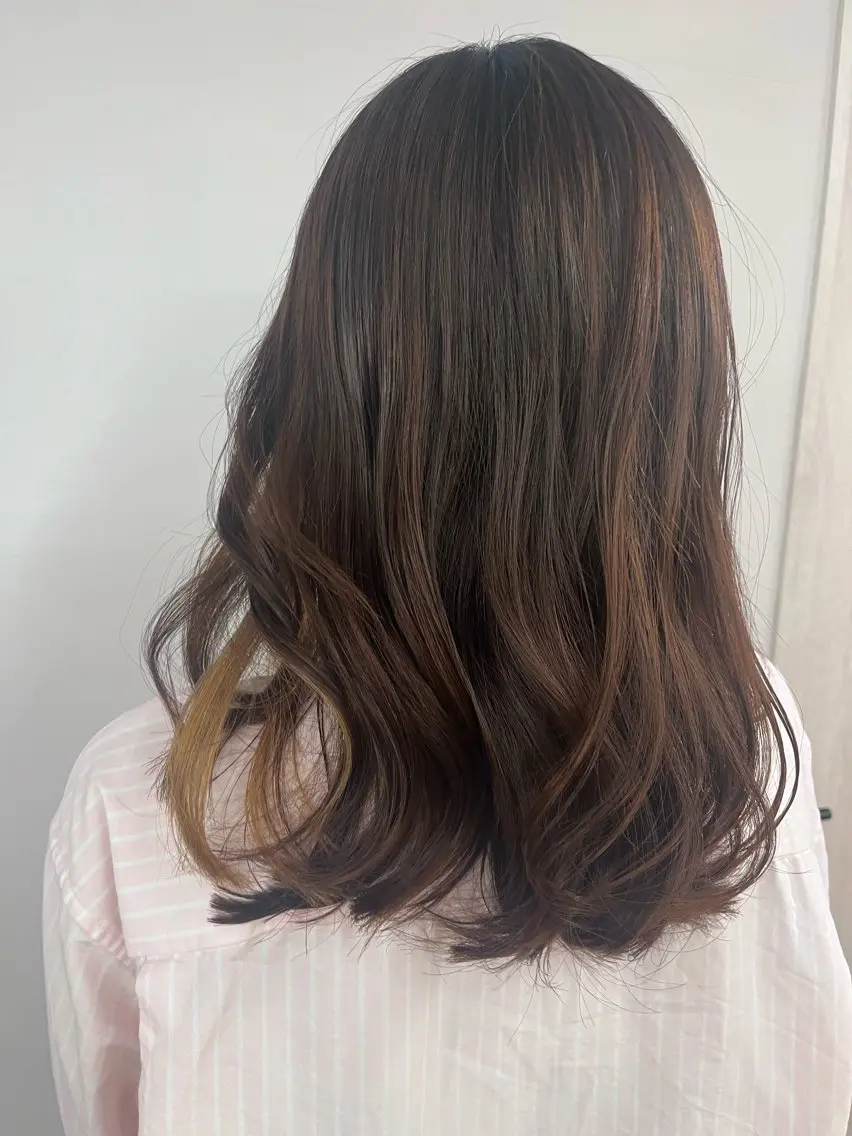 セミロング 遠藤 乙夏のヘアスタイル