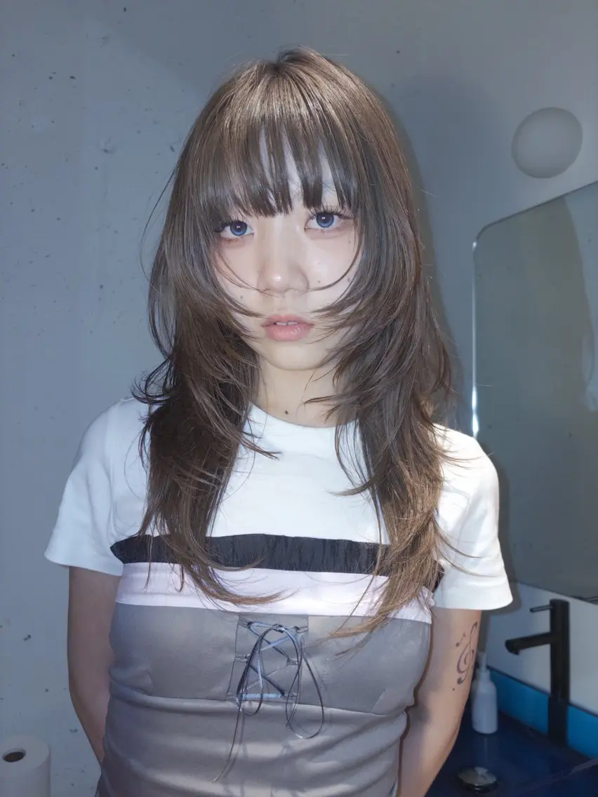 ロング SITY. NENE /カラーモデルのヘアスタイル