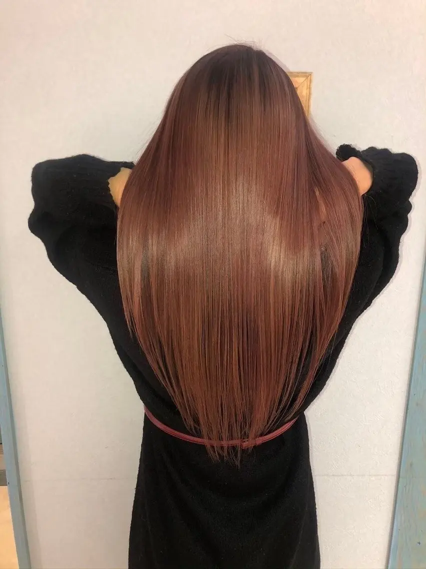 ロング カット ヘアカラー 縮毛矯正 トリートメント 髪質改善 縮毛の達人 矢井由真のヘアスタイル