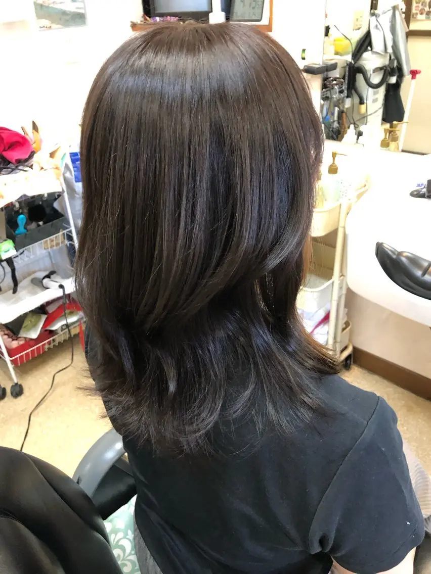 ミディアム カラー 石塚 浩のヘアスタイル