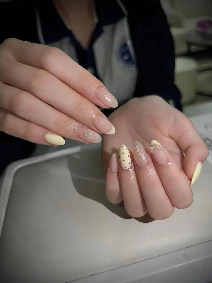 ネイル ハンドネイル T.Lee Nail Lilyのネイルデザイン