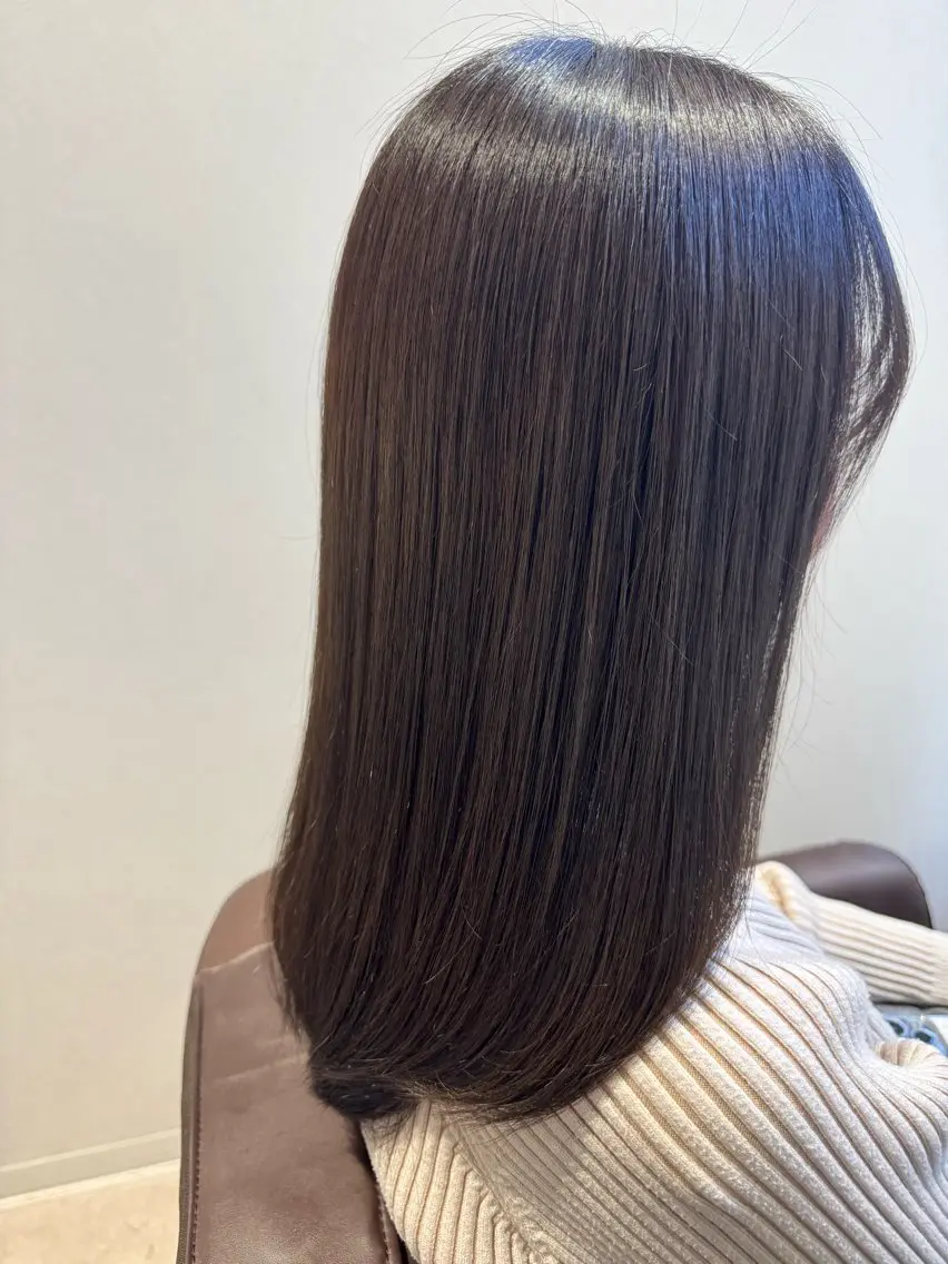 ミディアム カラー 史上最高の艶感 『髪質改善』tomのヘアスタイル